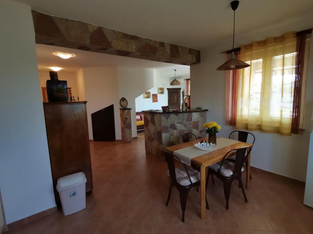Apartment Vesna *